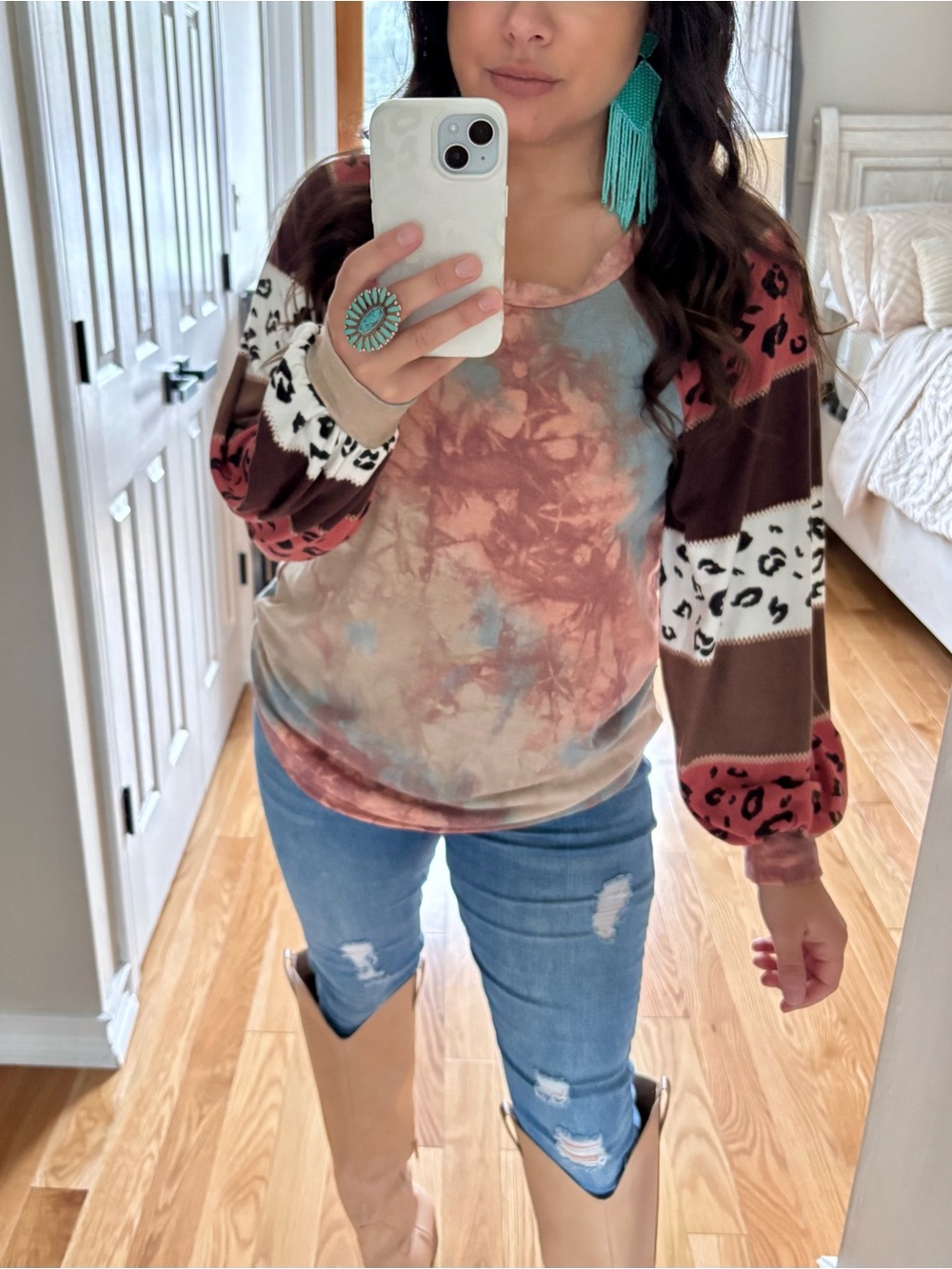 NWOT tie dye animal balloon sleeve top